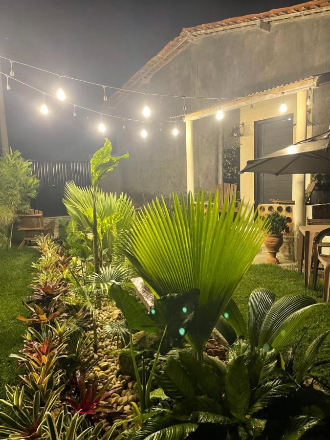 Tiny Home Garden Бананейрас Екстериор снимка